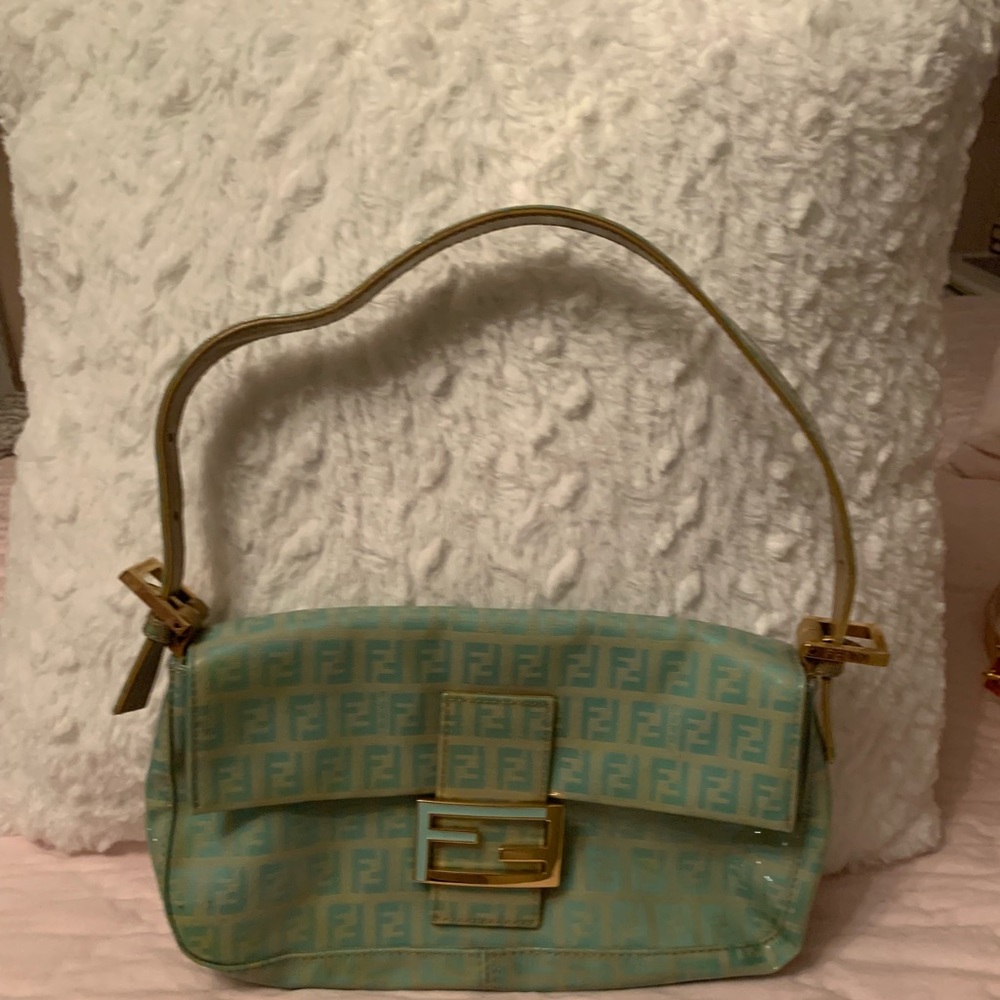 Fendi Baguette